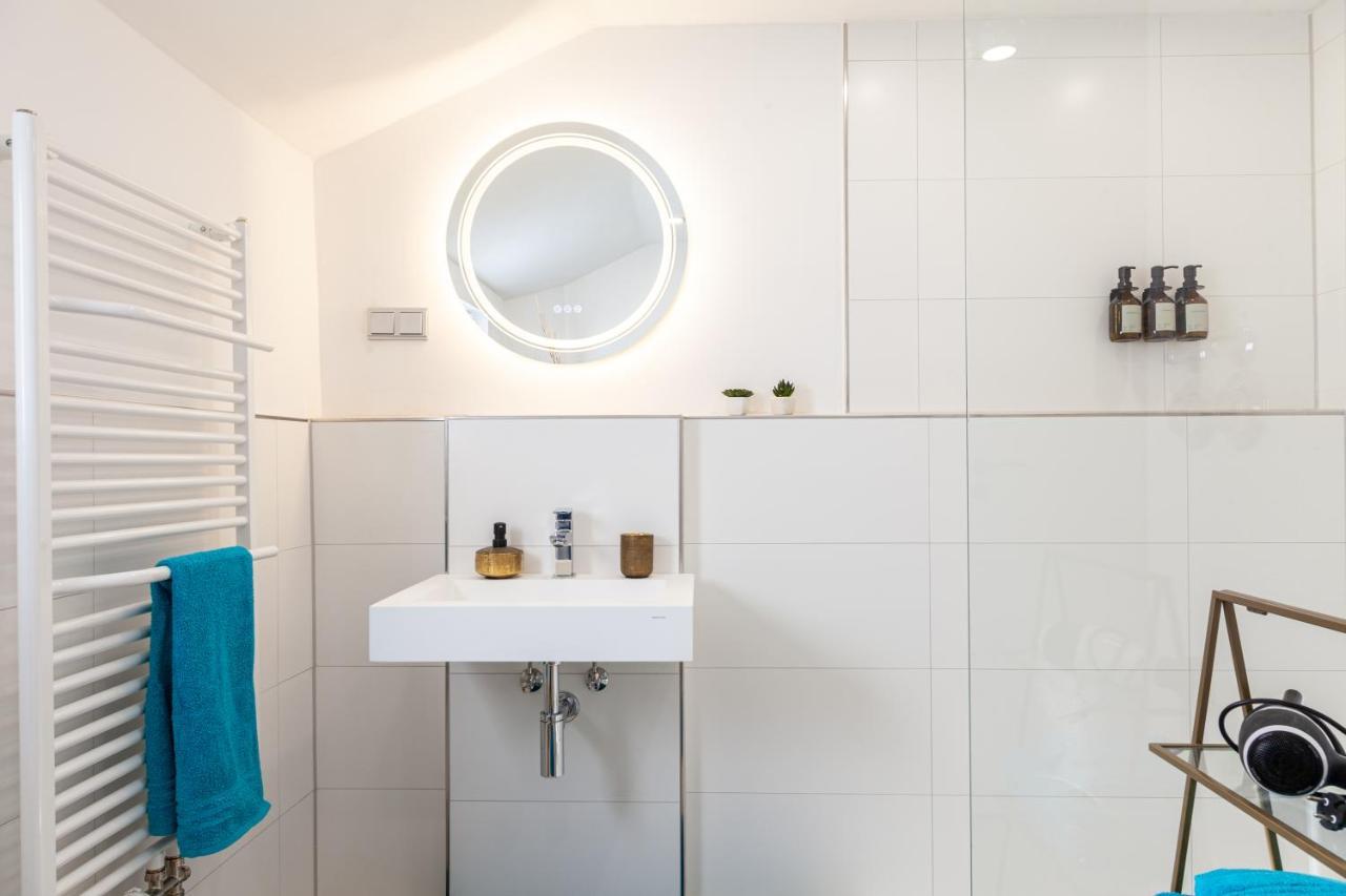 Nidusrooms: Art Deco Naehe Heidelberg Apartment *